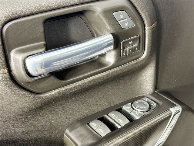 Used 2020 GMC Sierra 1500 AT4 image 16