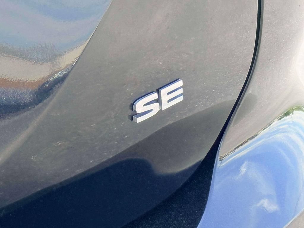Used 2025 Mitsubishi Outlander SE FWD image 10