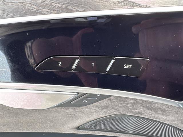 Used 2020 Audi A8 L 4.0T w/ Executive Package image 76