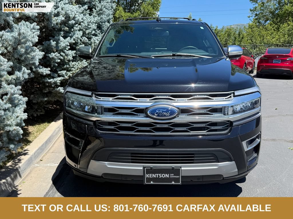 Used 2024 Ford Expedition Platinum AWD/4WD image 2