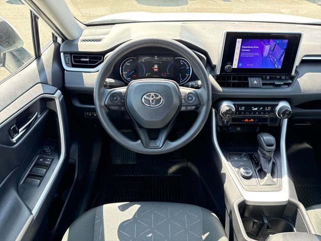 Used 2024 Toyota RAV4 XLE AWD/4WD image 29