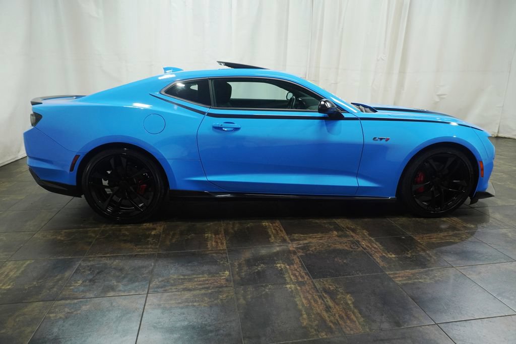 Used 2023 Chevrolet Camaro LT w/ RS Package RWD image 4