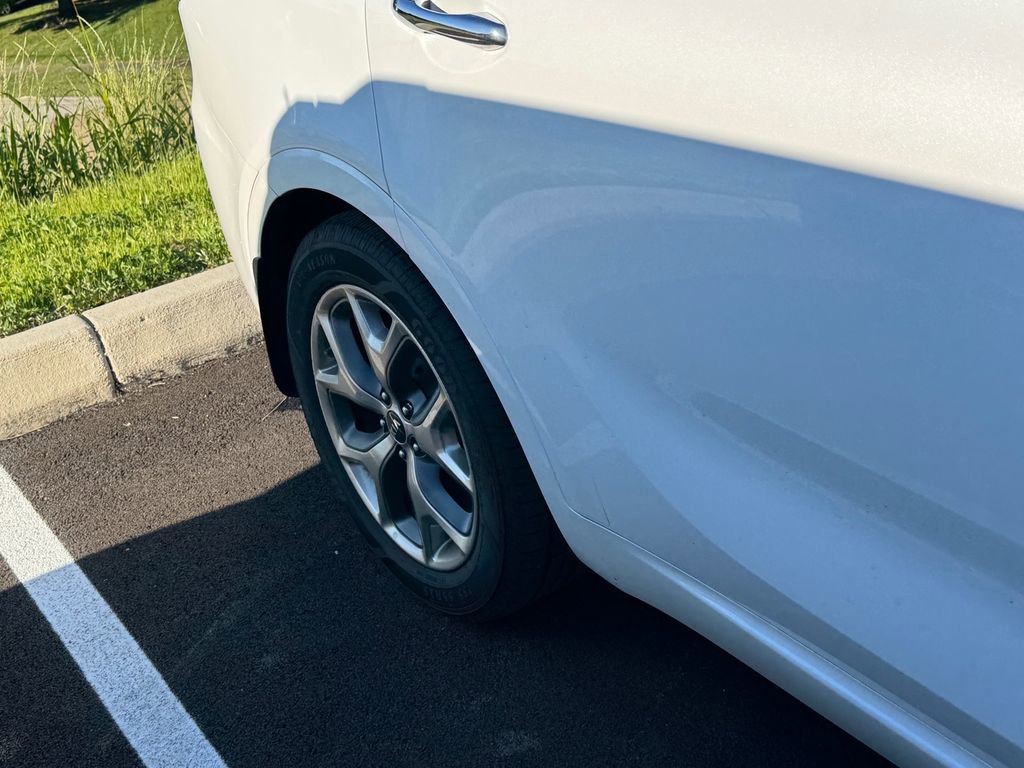 Used 2019 Kia Sorento SX w/ SX Touring Package AWD/4WD image 11
