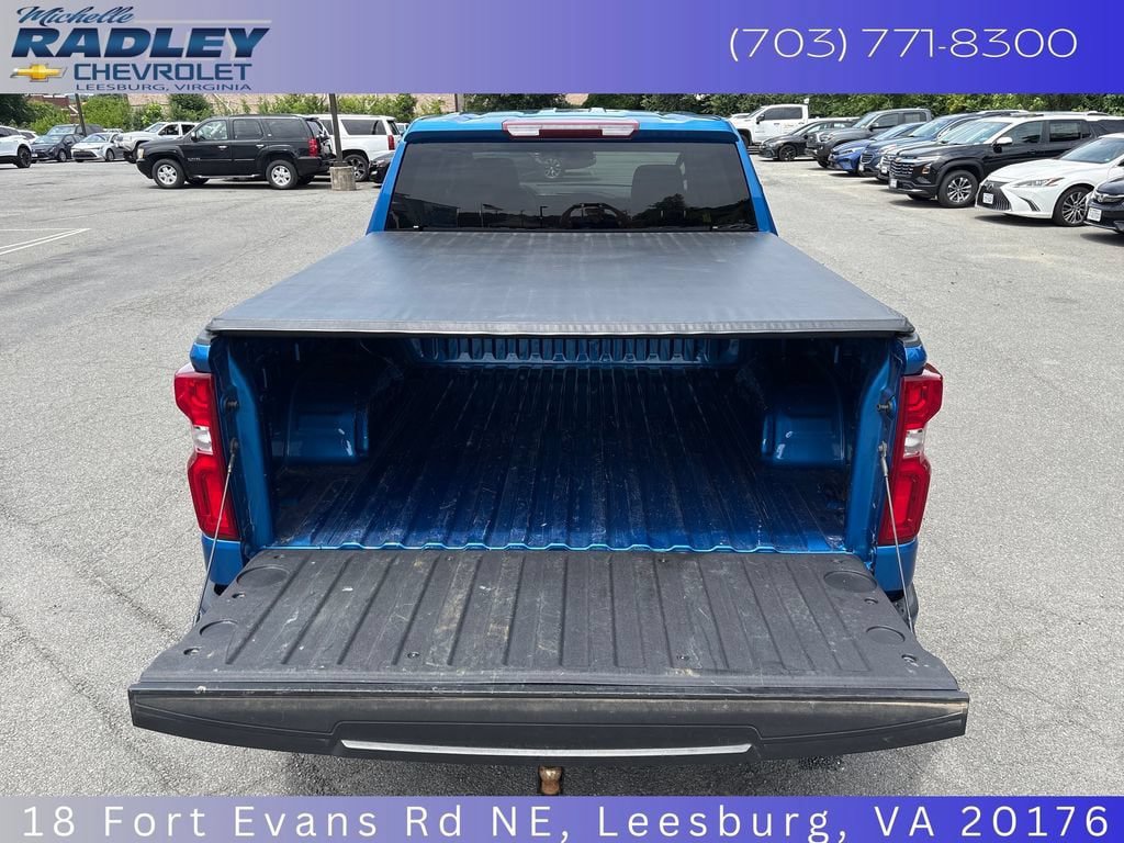 Used 2023 Chevrolet Silverado 1500 RST AWD/4WD image 11