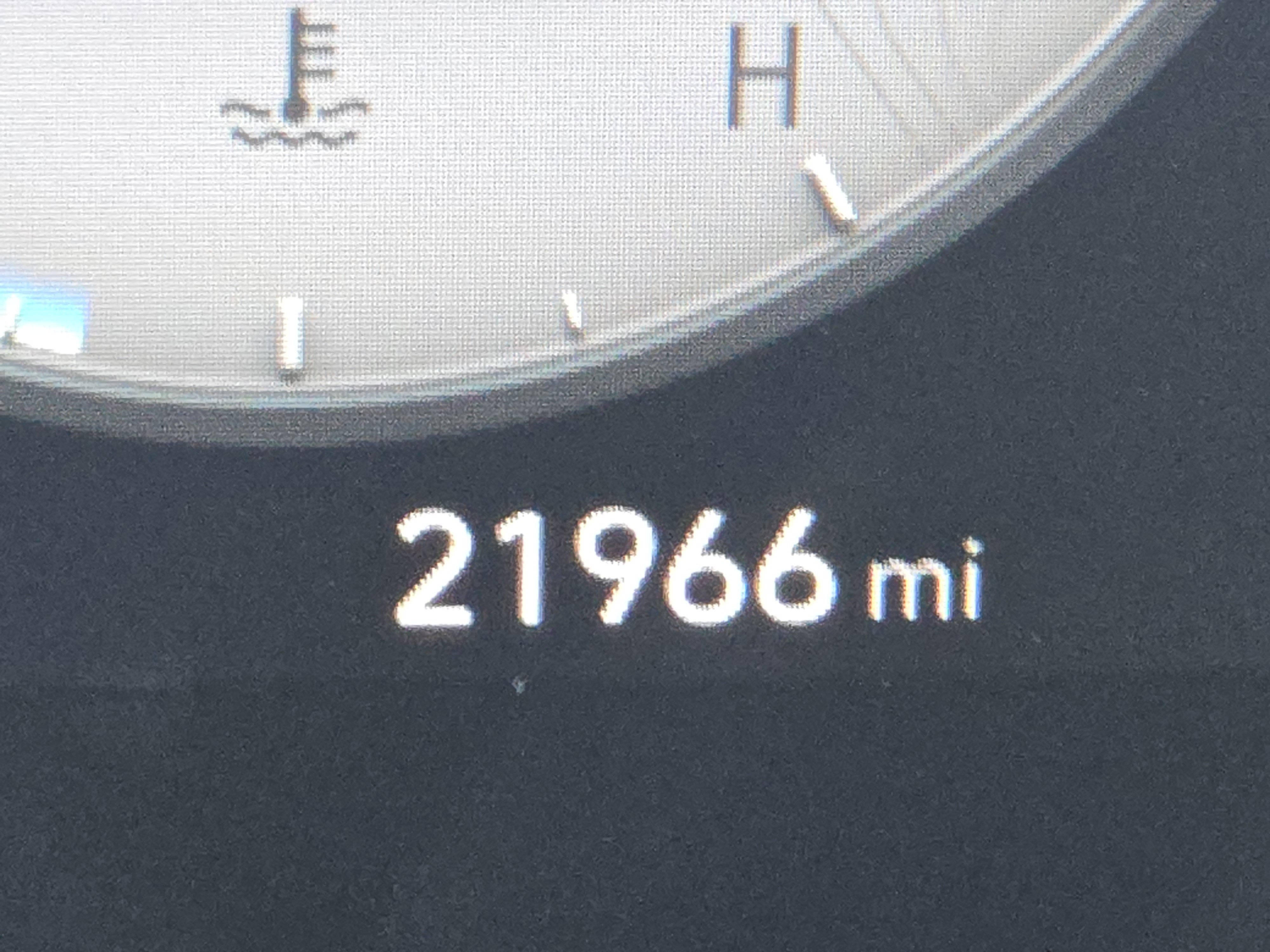 Used 2024 Hyundai Elantra SEL image 9