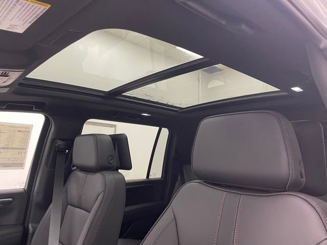 New 2026 Chevrolet Suburban RST w/ Advanced Technology Package image 7