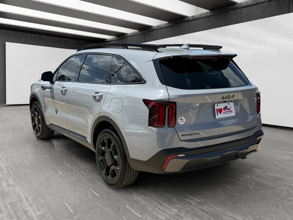 Used 2025 Kia Sorento SX Prestige AWD/4WD image 3