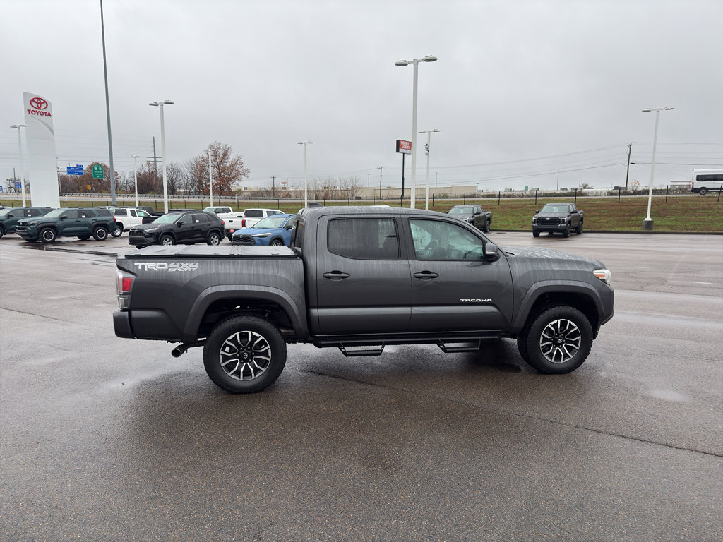 Used 2020 Toyota Tacoma TRD Sport image 6