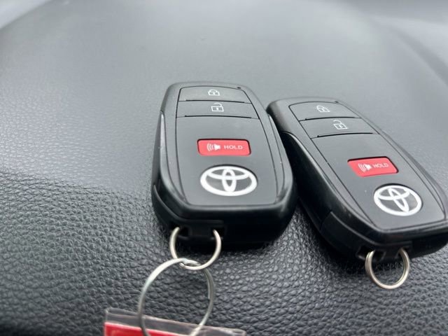 Used 2023 Toyota Corolla Cross LE FWD image 20