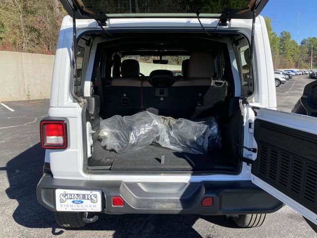 Used 2023 Jeep Wrangler Sahara w/ Cold Weather Group image 12