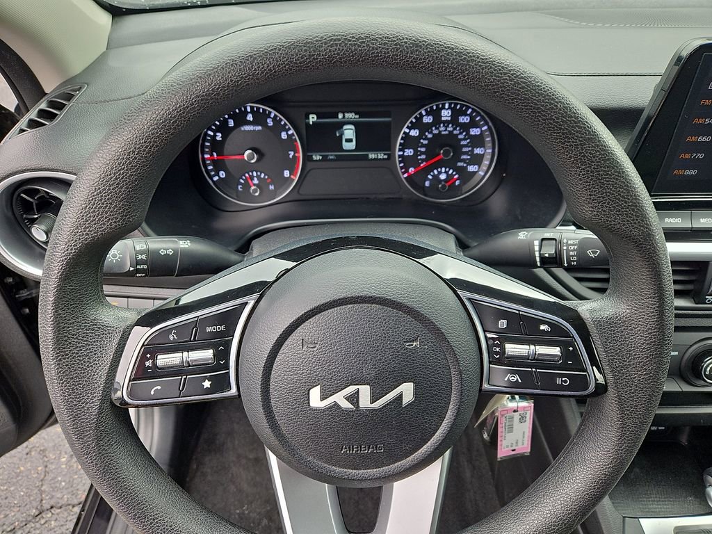 Used 2023 Kia Forte LXS w/ LXS Technology Package FWD image 18