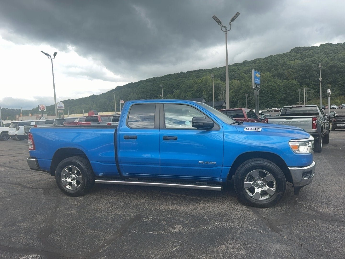 Used 2023 RAM 1500 Big Horn AWD/4WD image 4