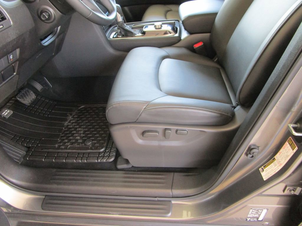 Used 2024 Nissan Armada SV w/ Cargo Package image 18