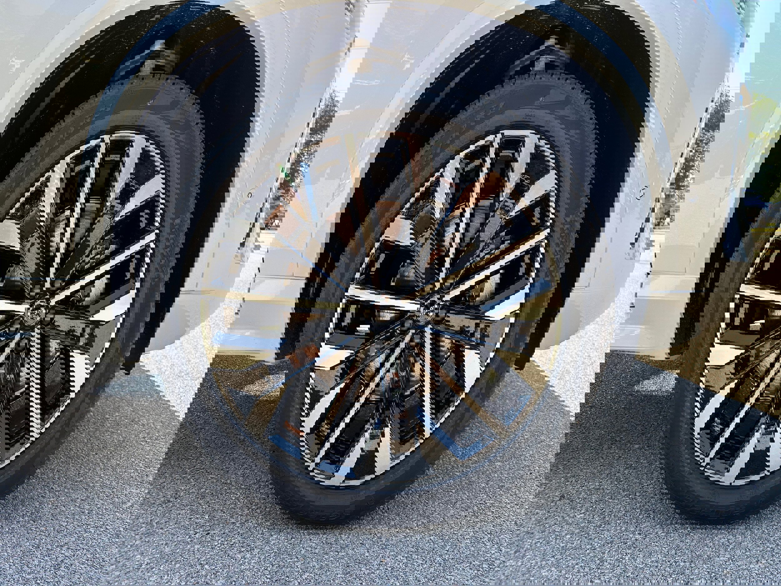 Used 2026 Volvo XC90 B6 Ultra w/ Protection Package image 7