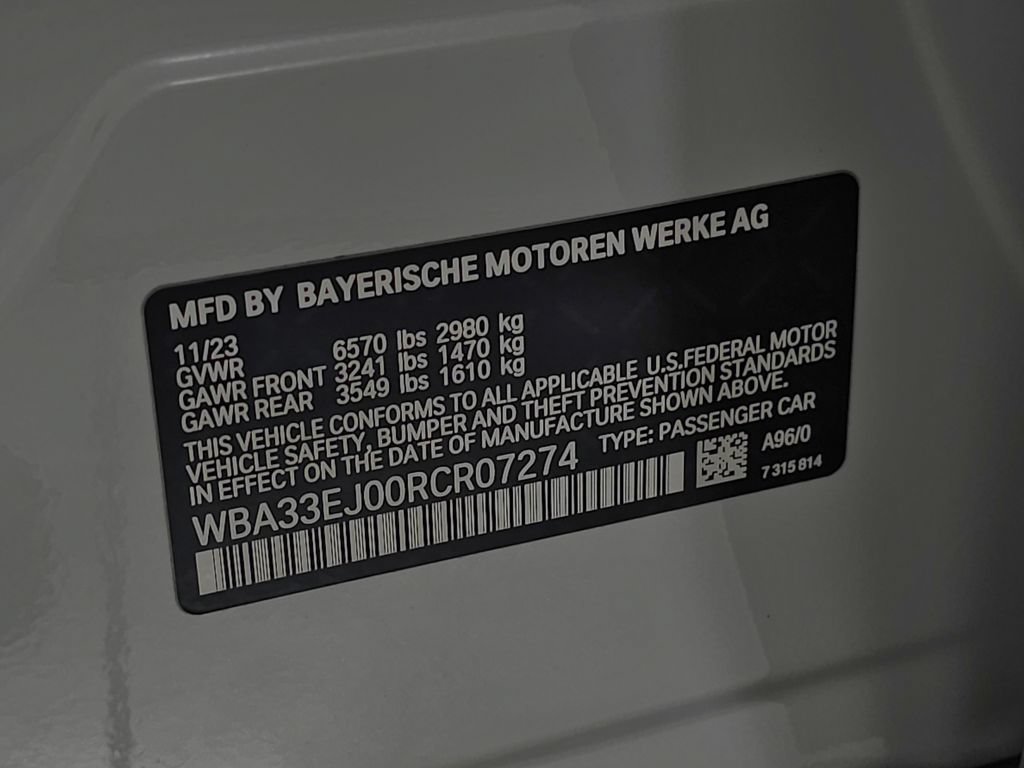 Used 2024 BMW 760i xDrive w/ Premium Package 2 AWD/4WD image 42