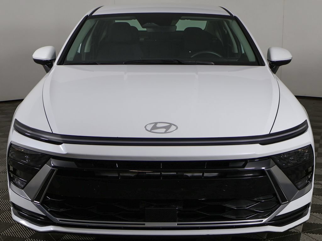Used 2025 Hyundai Sonata SEL FWD image 10