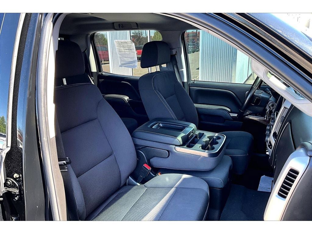 Used 2019 GMC Sierra 2500 SLE w/ SLE Preferred Package AWD/4WD image 8