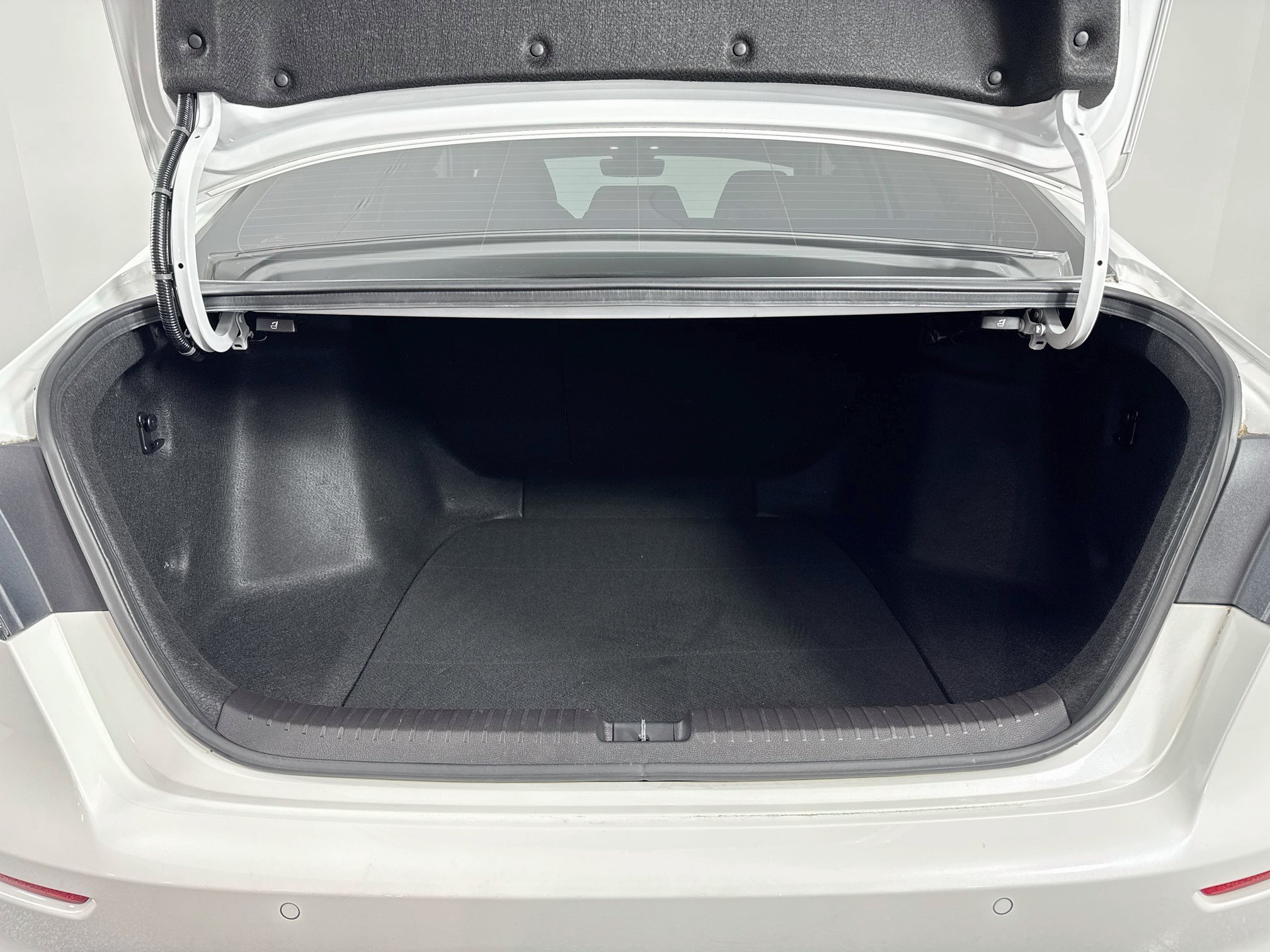 Used 2024 Honda Accord EX-L image 25