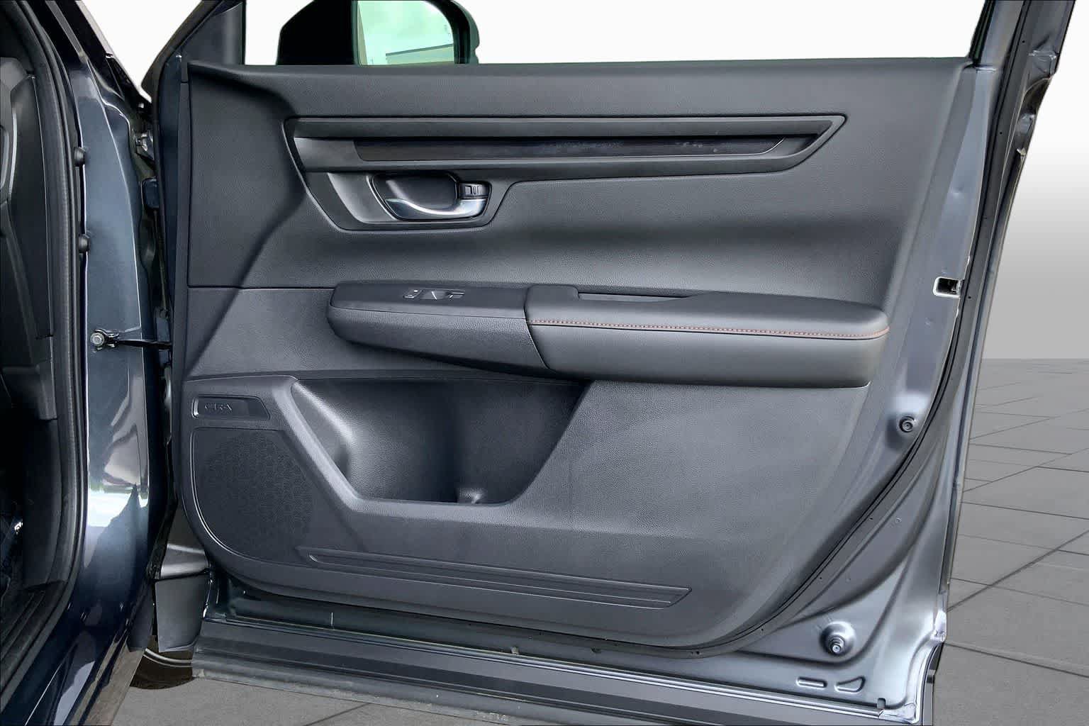 Used 2024 Honda CR-V Sport image 23