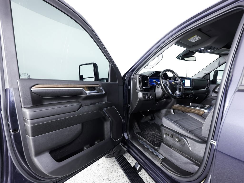 Used 2024 Chevrolet Silverado 3500 LT w/ All Star Edition AWD/4WD image 21