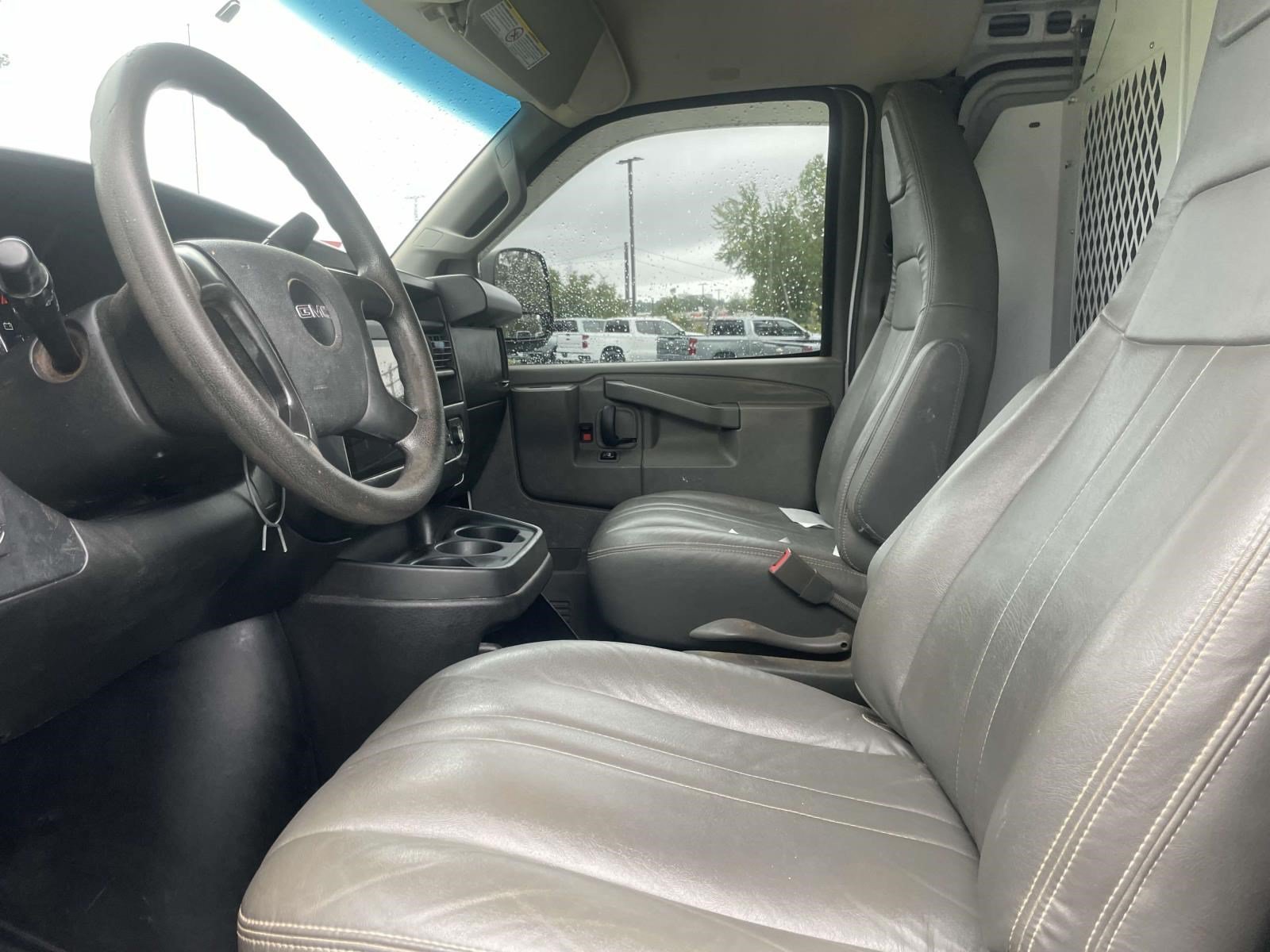 Used 2016 GMC Savana 2500 RWD image 12
