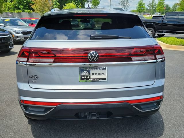 Used 2024 Volkswagen Atlas Cross Sport SE FWD image 5