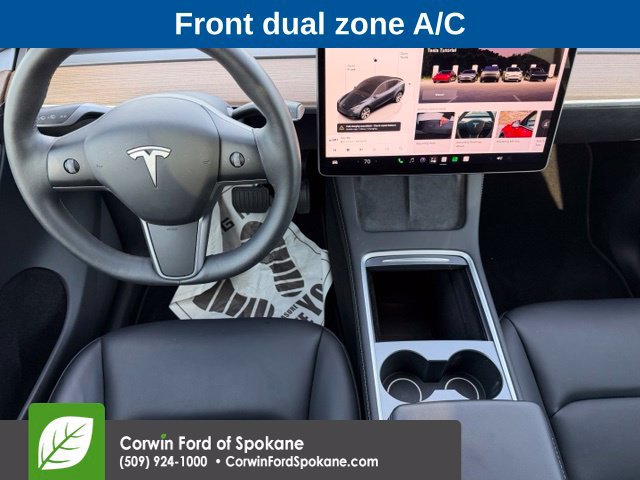Used 2024 Tesla Model Y Long Range AWD/4WD image 3