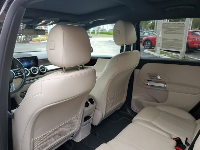 Used 2022 Mercedes-Benz GLB 250 image 17