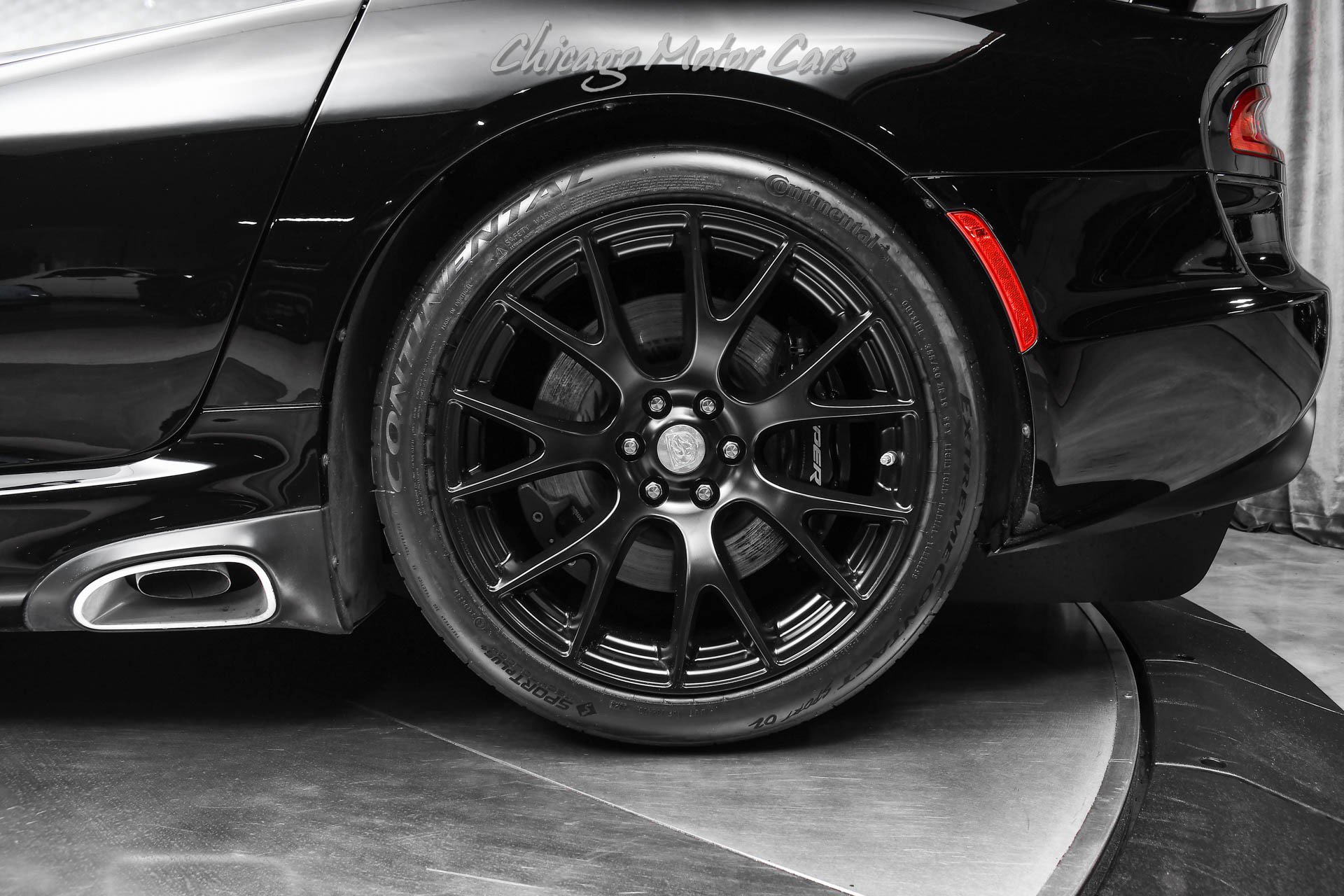 Used 2013 SRT Viper SRT-10 w/ Grand Touring Pkg RWD image 47