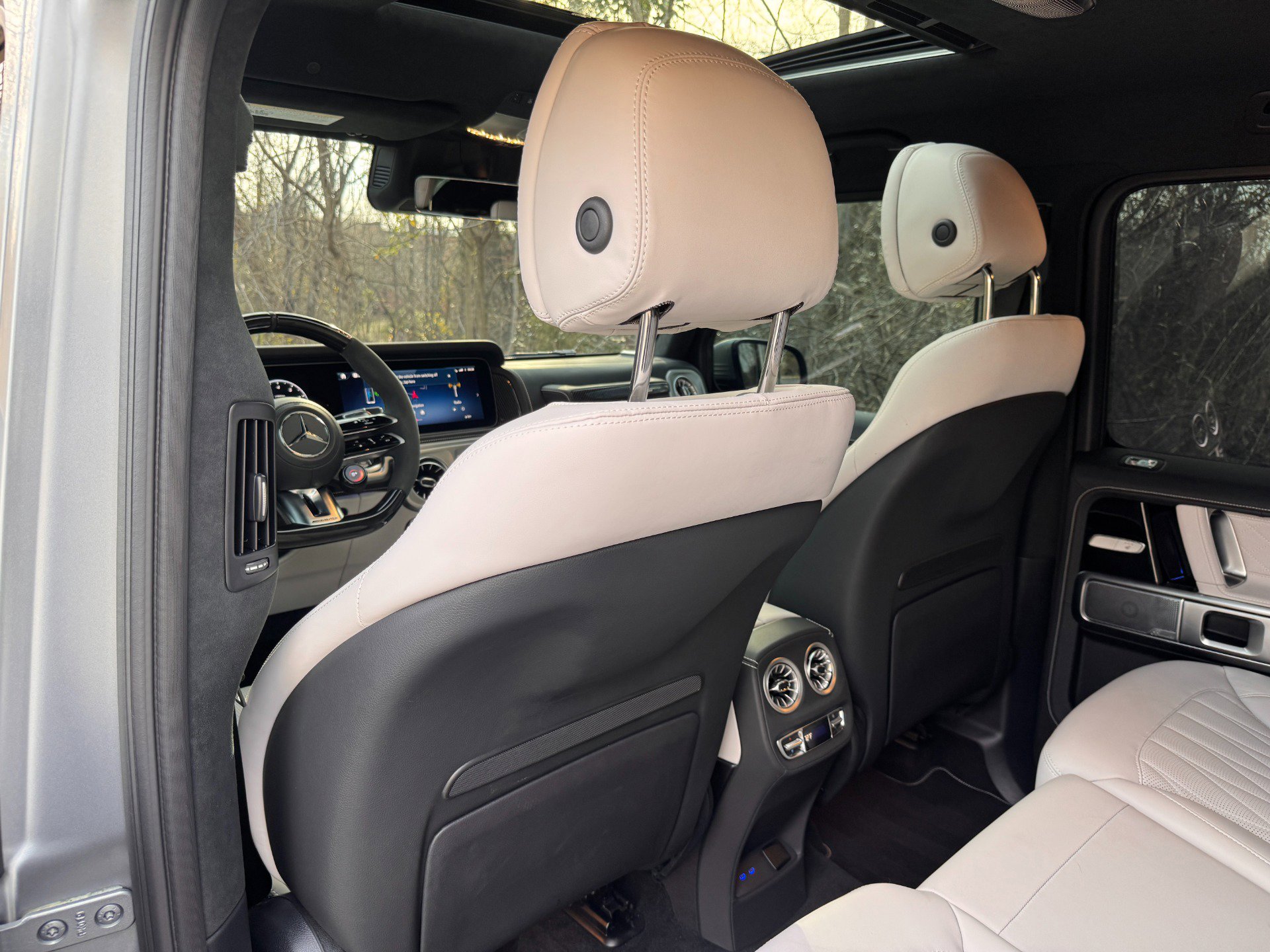 Used 2025 Mercedes-Benz G 63 AMG 4MATIC image 53