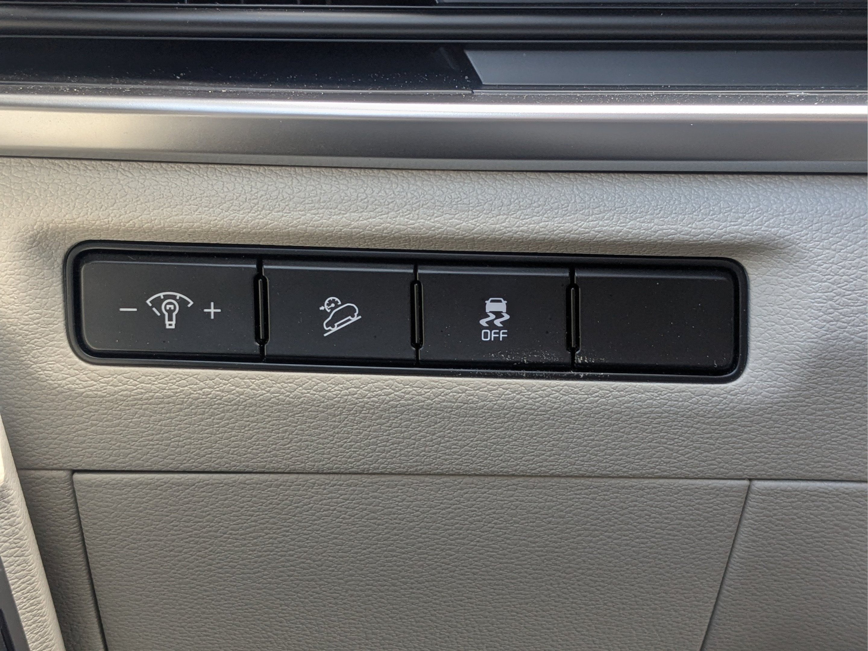 Used 2024 Kia Telluride S w/ S Sunroof Package FWD image 24