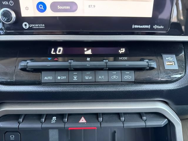Used 2023 Toyota Tundra SR5 w/ SR5 Convenience Package AWD/4WD image 14