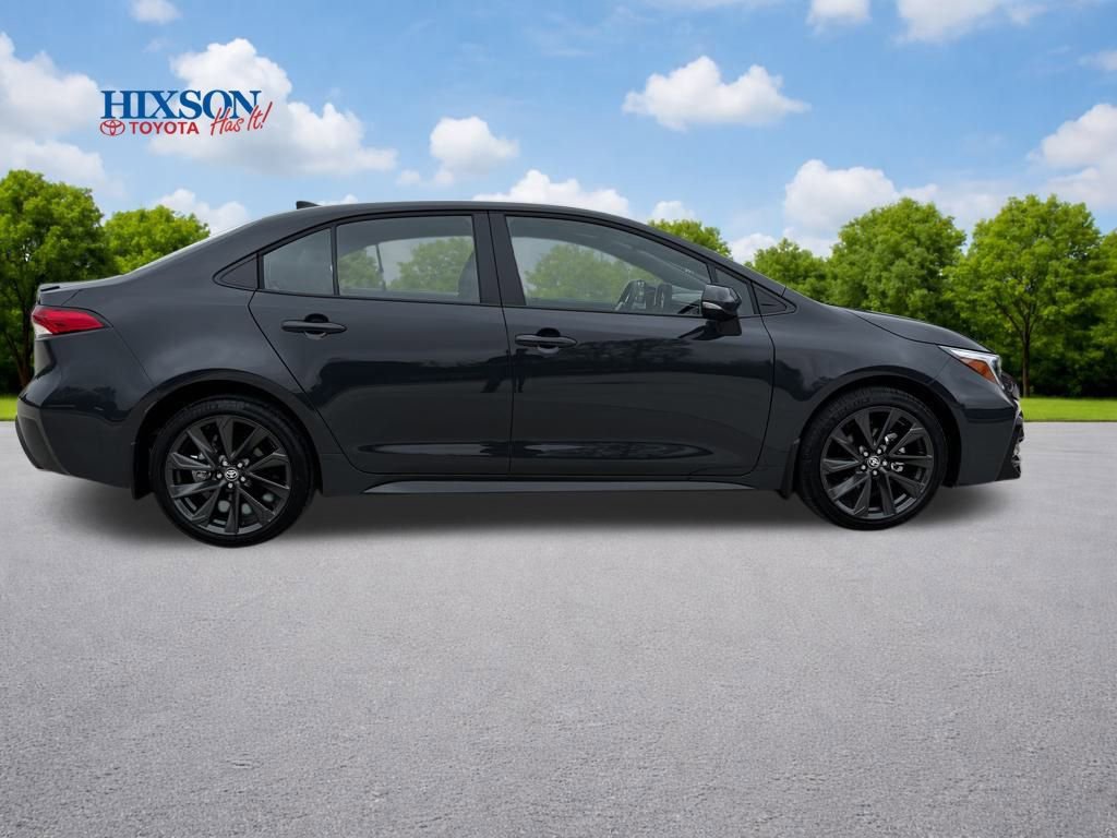 Used 2026 Toyota Corolla SE image 8