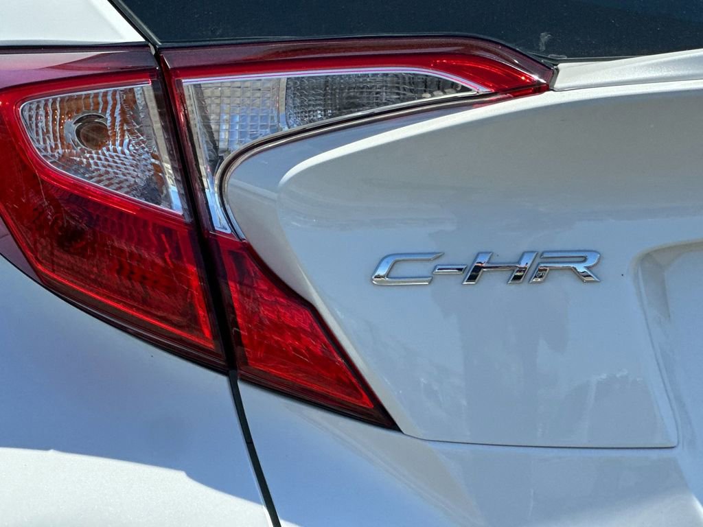 Used 2021 Toyota C-HR LE FWD image 24