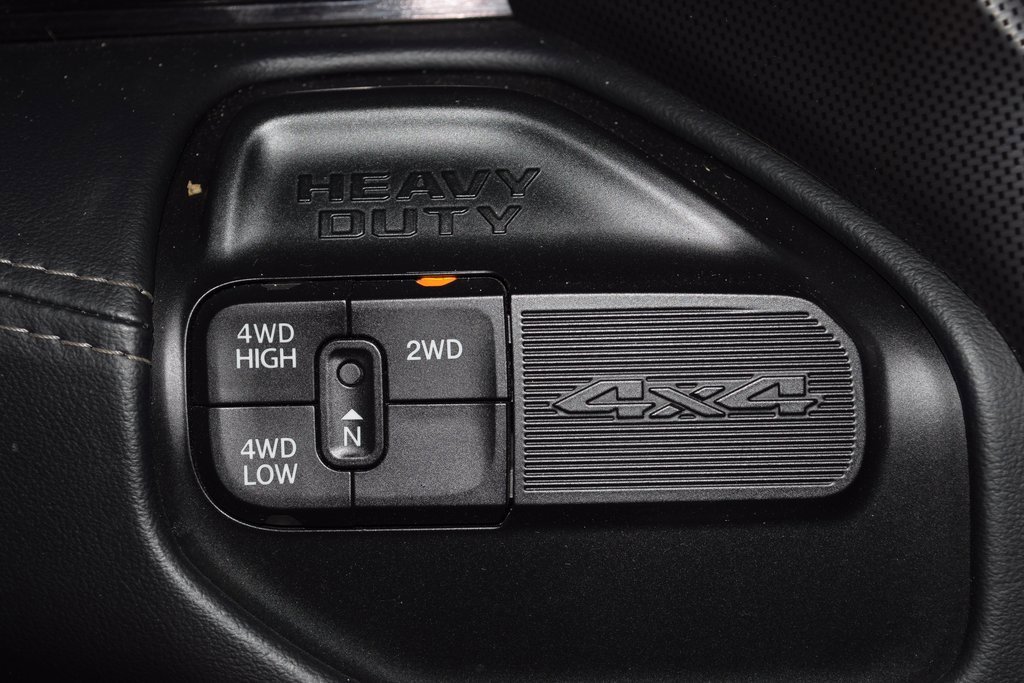 Used 2024 RAM 2500 Limited image 40