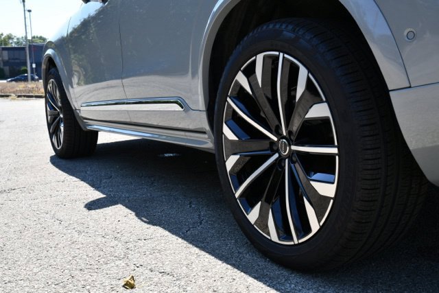 New 2026 Volvo XC90 B6 Plus w/ Protection Package Premier AWD/4WD image 10