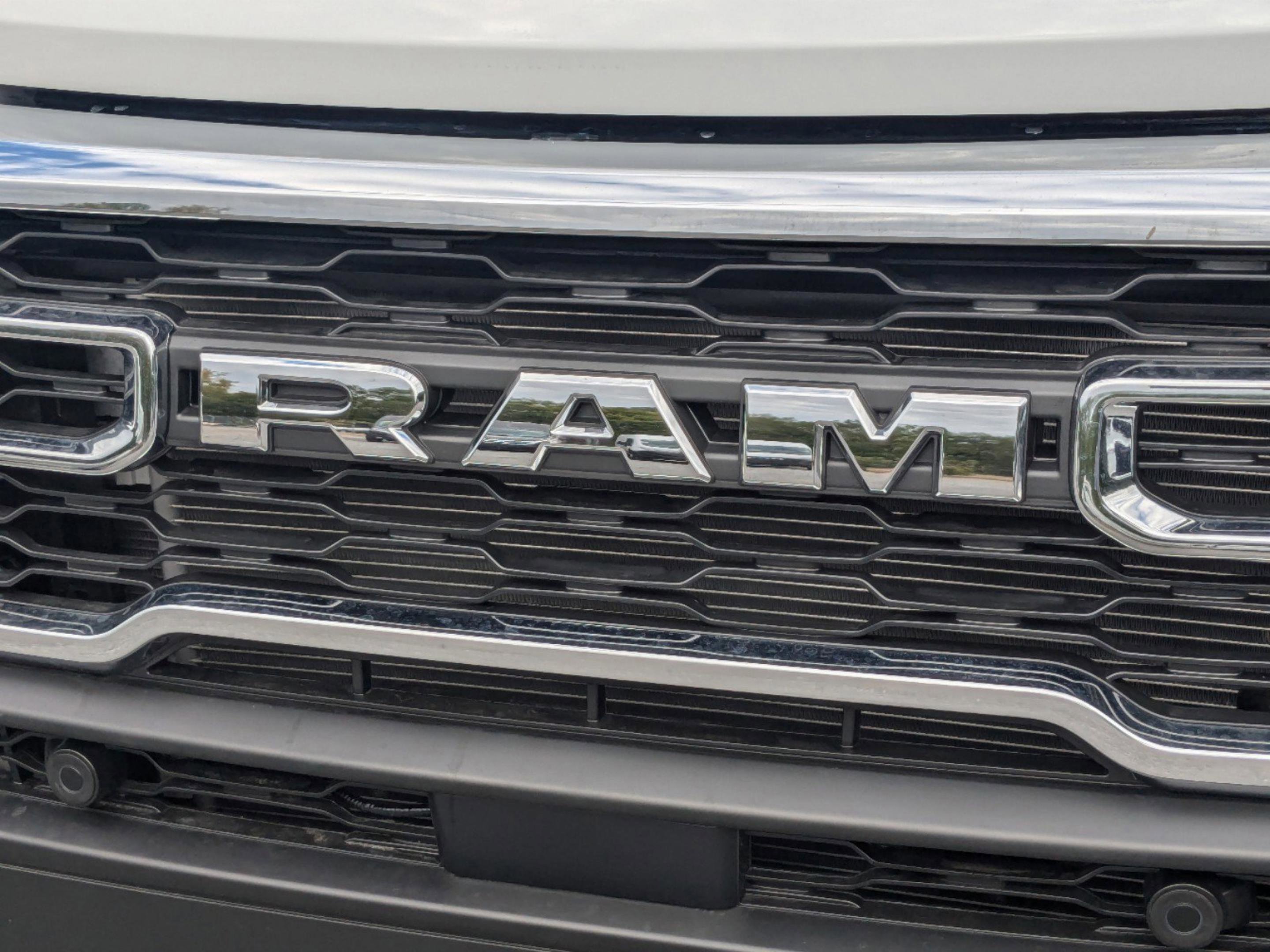 New 2025 RAM ProMaster 3500 w/ Leather Interior Group image 39