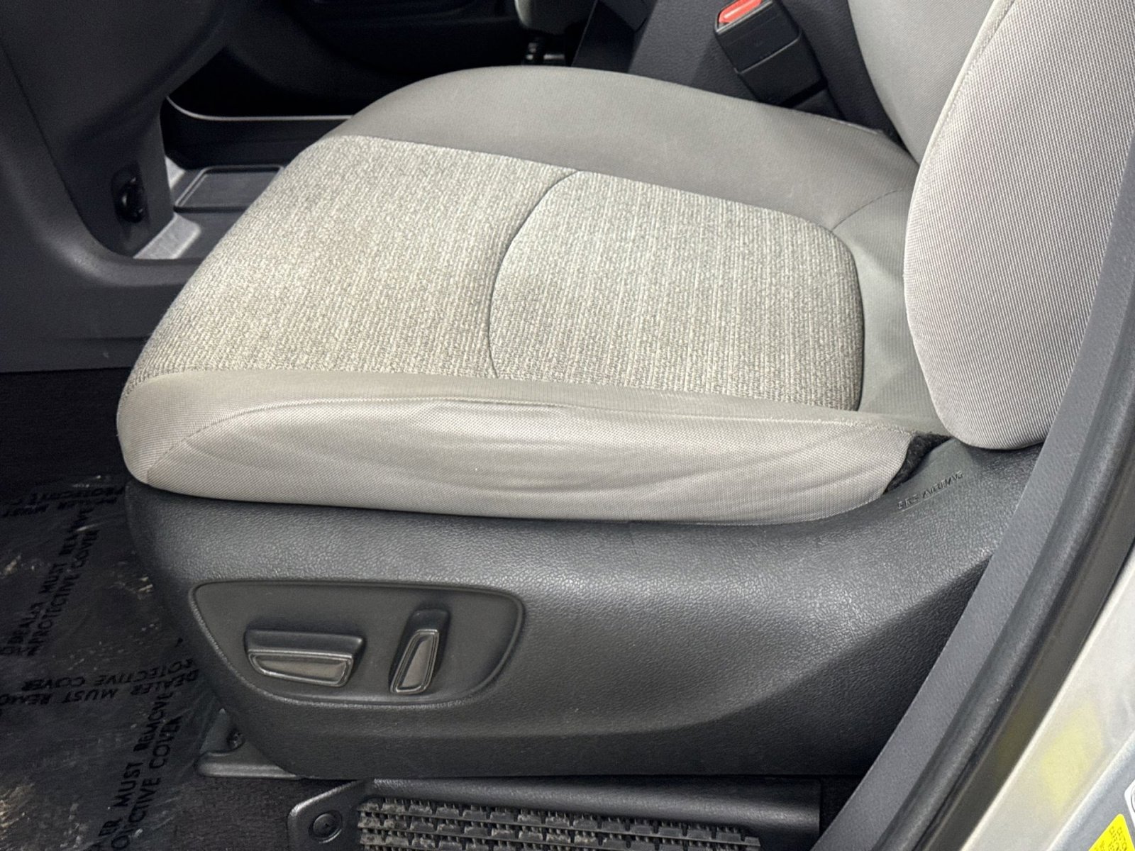 Used 2024 Toyota Sienna LE image 18