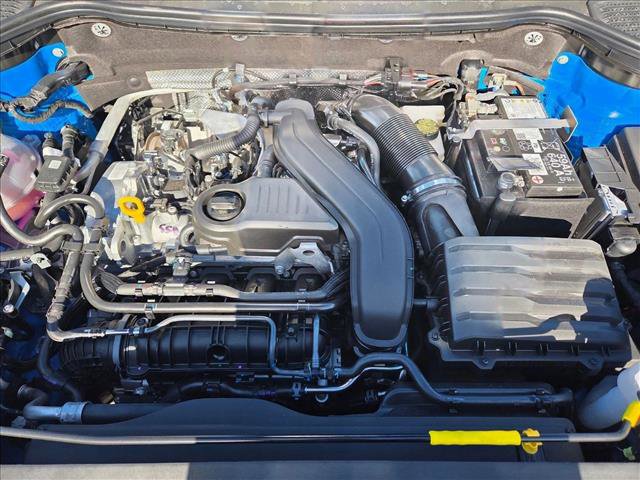 New 2026 Volkswagen Taos SE FWD image 16