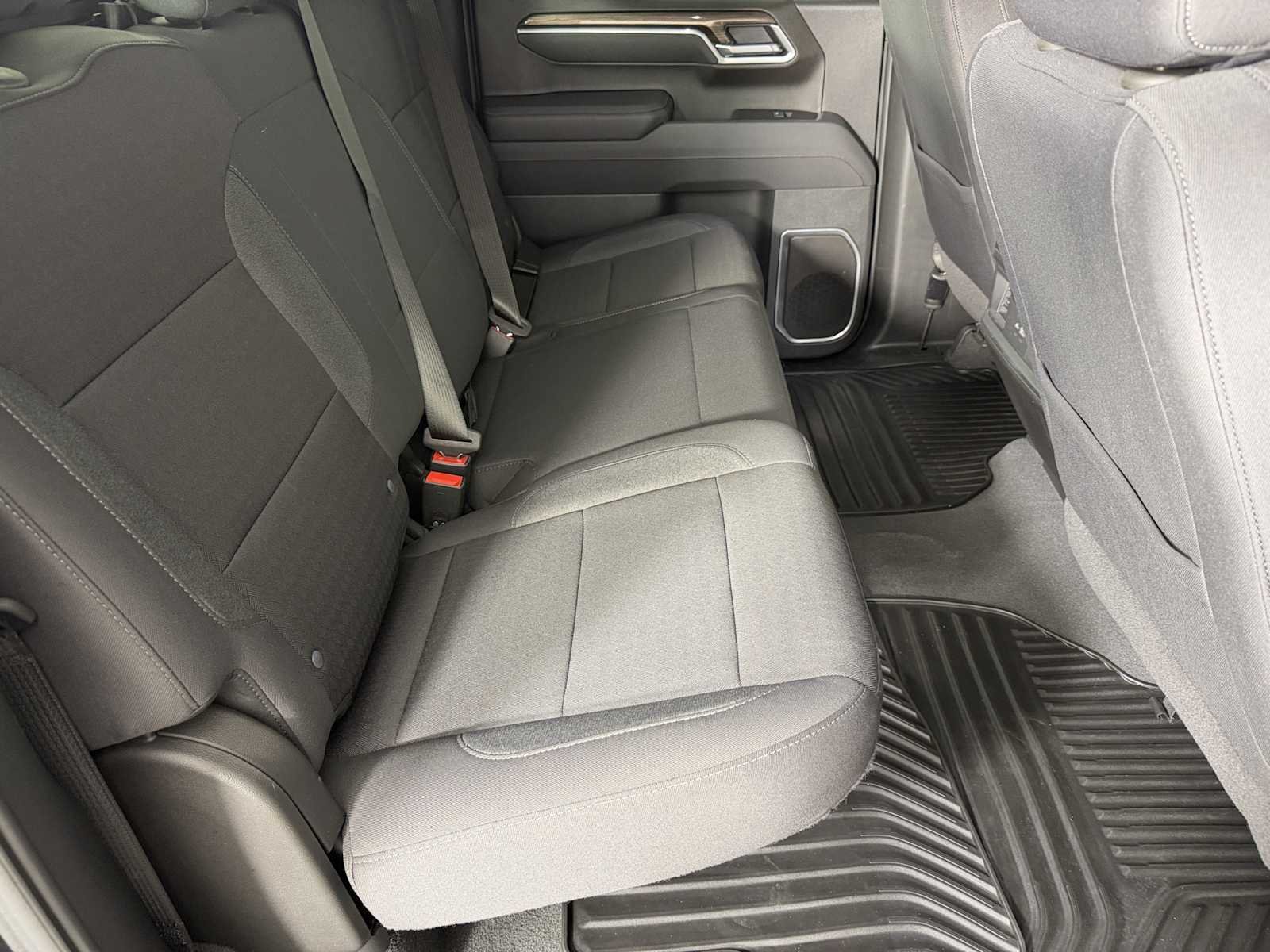 Used 2025 Chevrolet Silverado 1500 RST w/ Convenience Package II RWD image 13