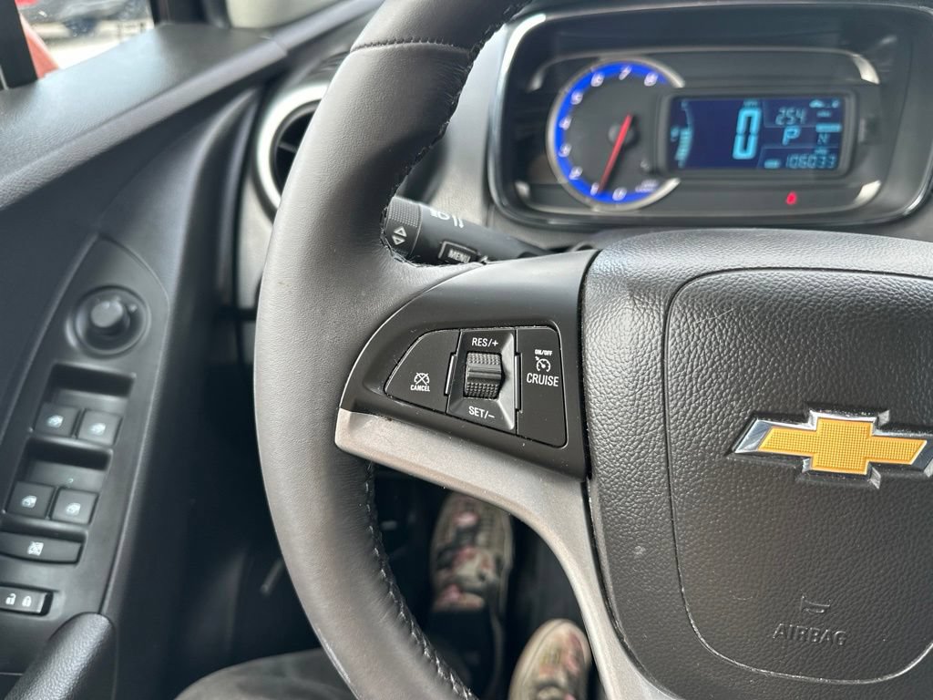 Used 2015 Chevrolet Trax LT w/ LT Sun and Sound Package FWD image 21