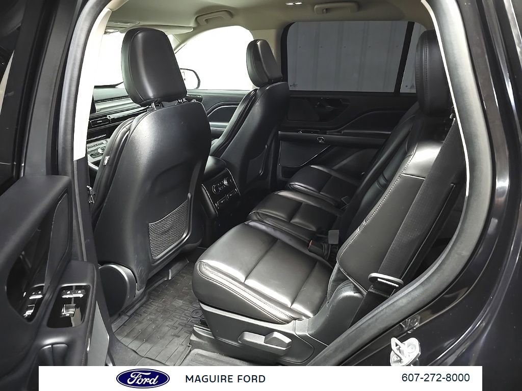 Used 2022 Lincoln Aviator Standard w/ Elements Package image 33
