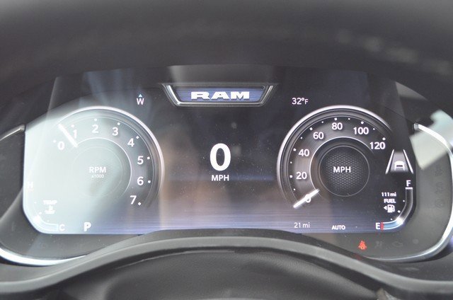 New 2026 RAM 1500 4x4 Crew Cab image 19