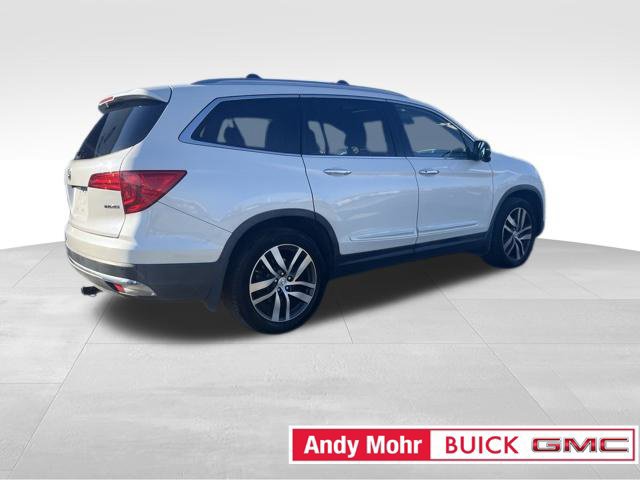 Used 2017 Honda Pilot Touring image 15