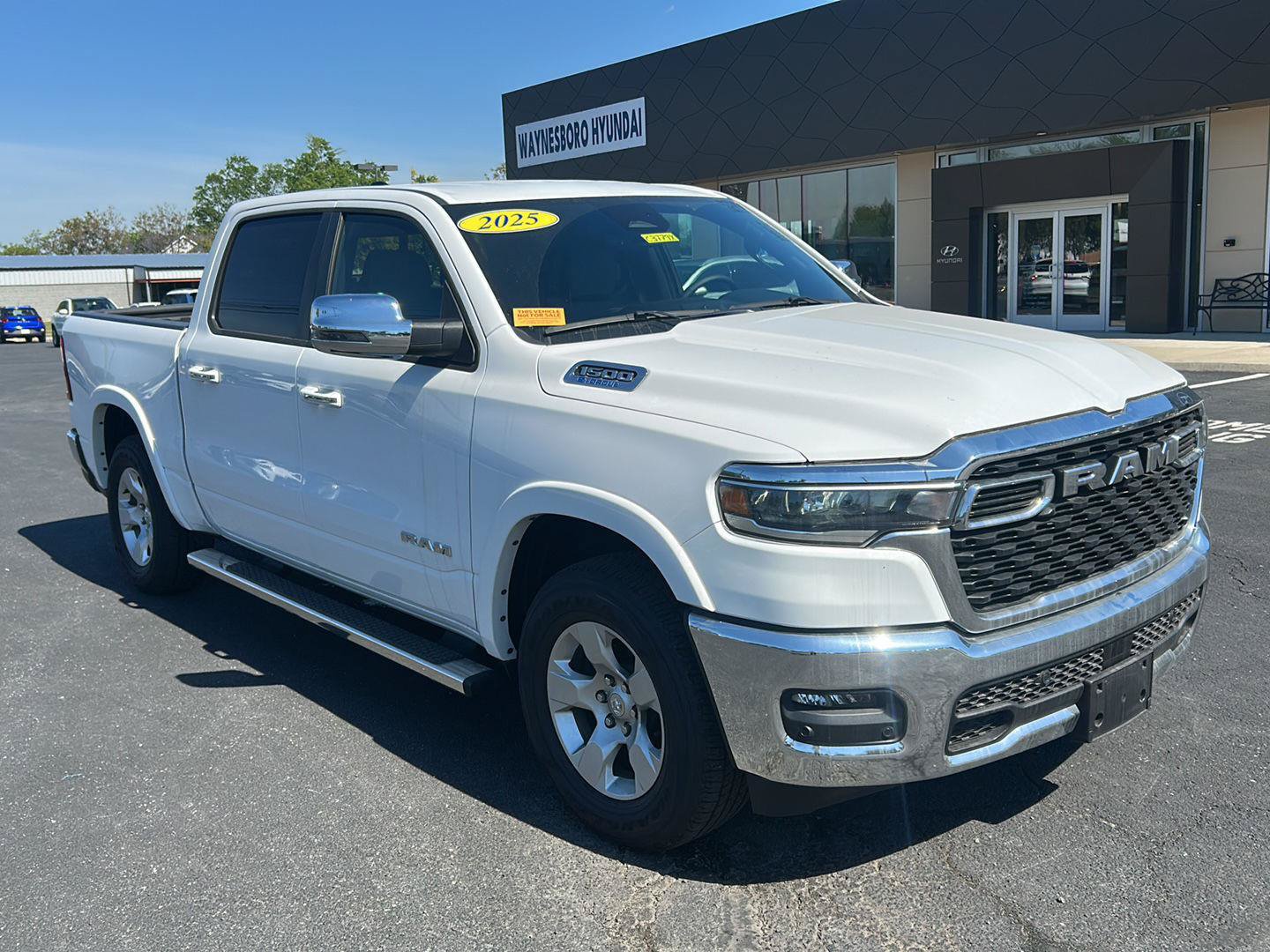 Used 2025 RAM 1500 Big Horn AWD/4WD image 8