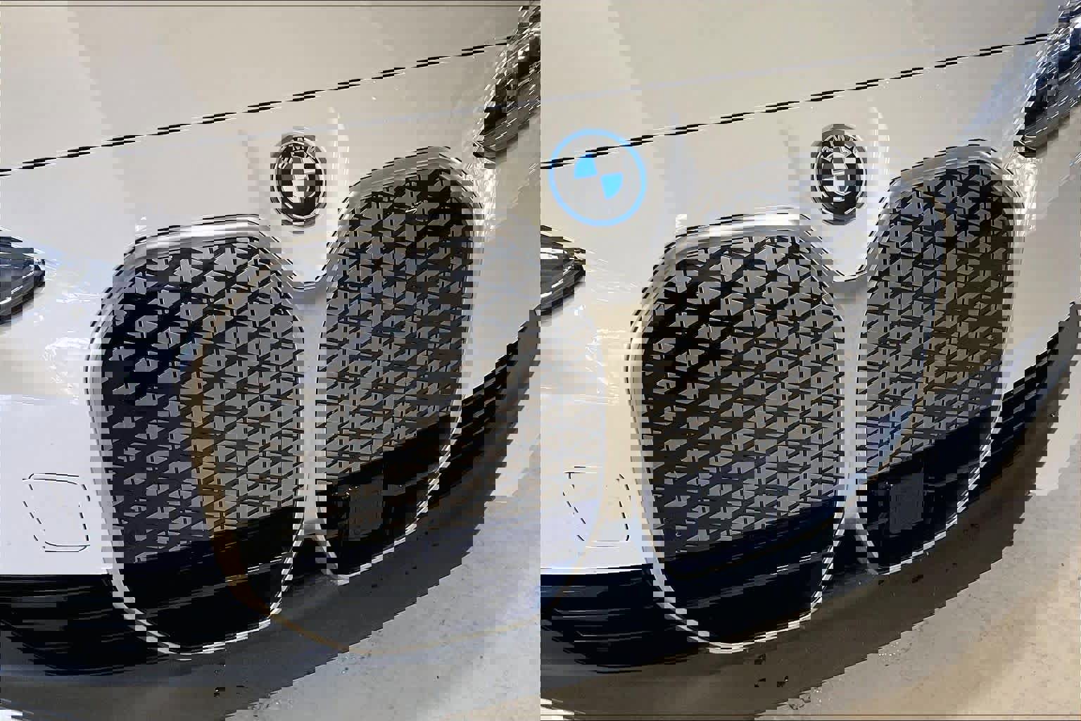 Certified 2025 BMW i4 eDrive40 w/ Driving Assistance Package image 31