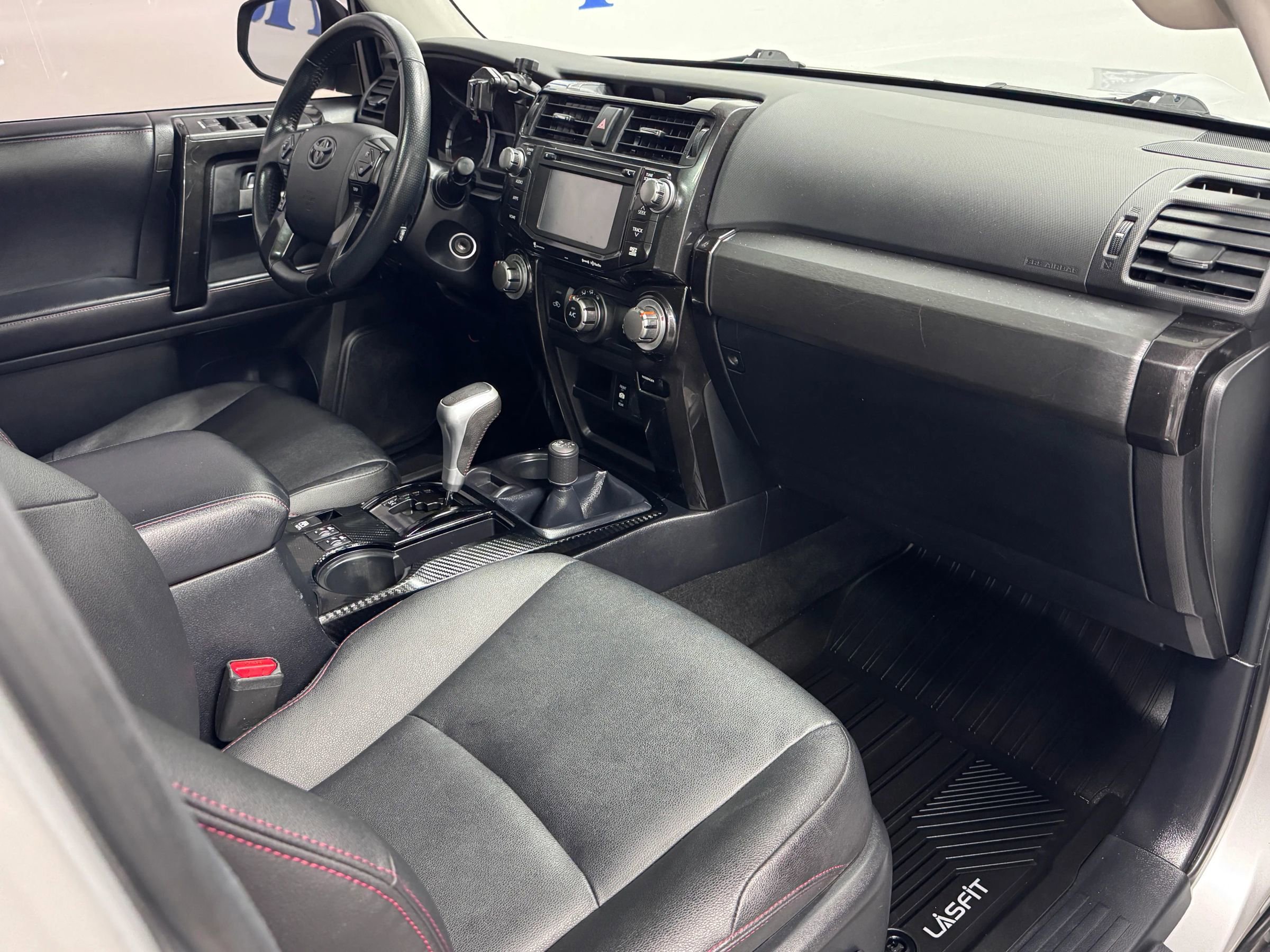 Used 2018 Toyota 4Runner TRD Off-Road Premium w/ TRD Performance Package image 9