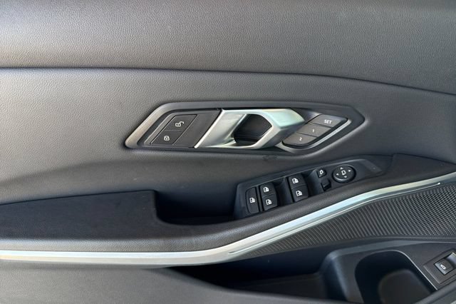 Used 2024 BMW 330i Sedan RWD image 11