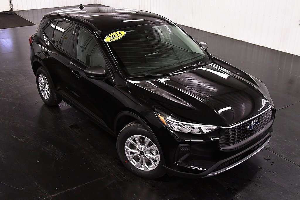 New 2025 Ford Escape Active w/ Cold Weather Package image 13