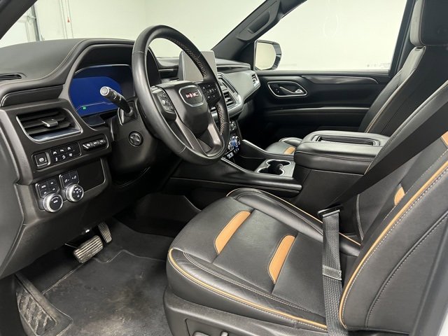 Used 2024 GMC Yukon XL AT4 image 20
